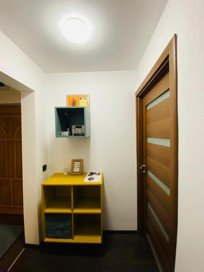 Aparthotel City Center Targu Ocna Bagian luar foto