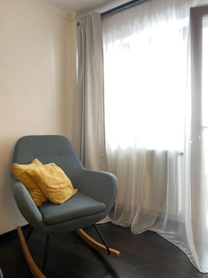 Aparthotel City Center Targu Ocna Bagian luar foto