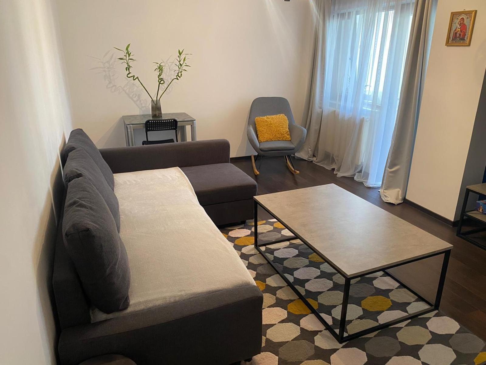 Aparthotel City Center Targu Ocna Bagian luar foto